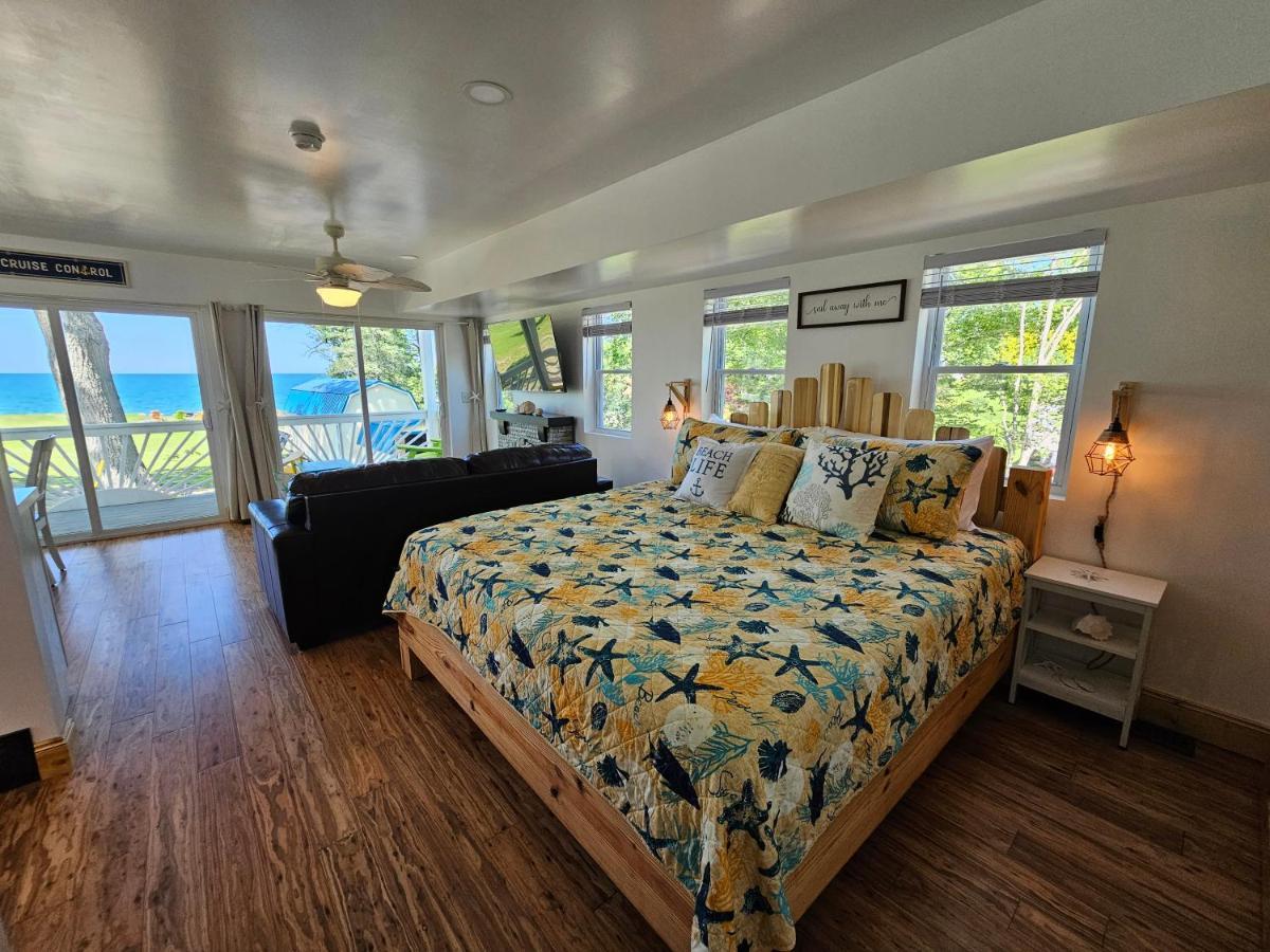 Seaside Lake-Front Cottage Madison Esterno foto
